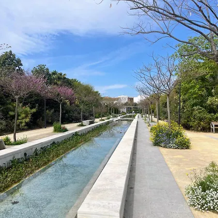 Confort Y Relax Centro * バレンシア